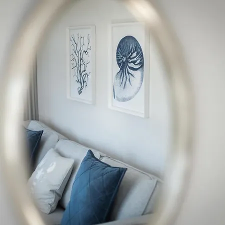 Haus Weissenburg, Whg Og Ost